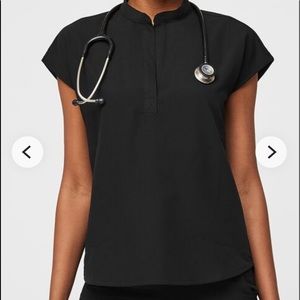 FIGS Rafaela Scrub Top Size Med